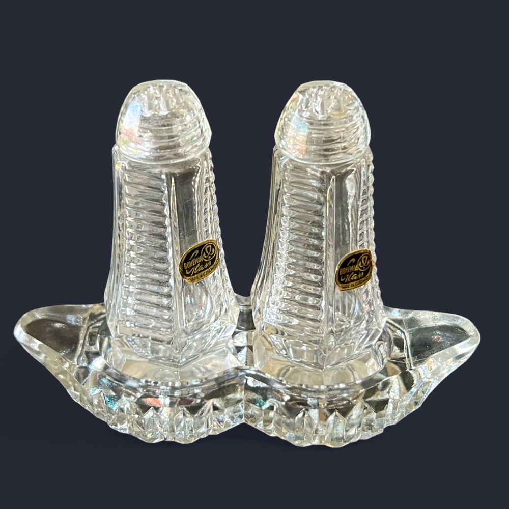 VTG Bohemia Crystal Clear Cut Zipper Pattern Crystal Salt and Pepper Shakers set